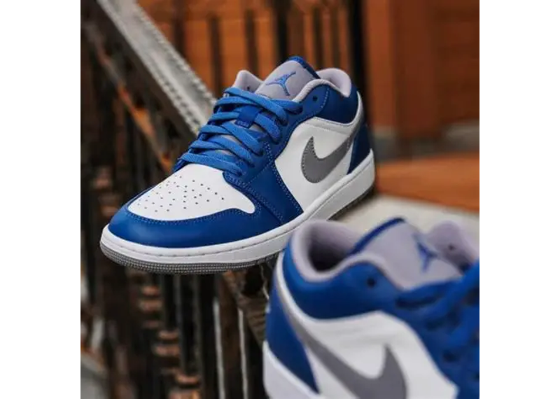 Air Jordan 1 Low True Blue