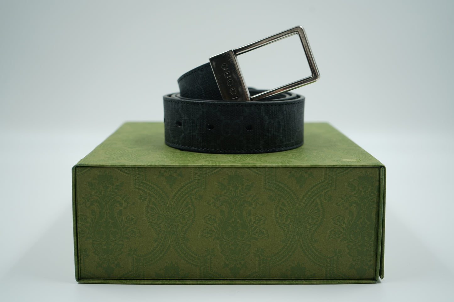 Gucci GG Black Logo Rectangular Reversible Silver Buckle Belt
