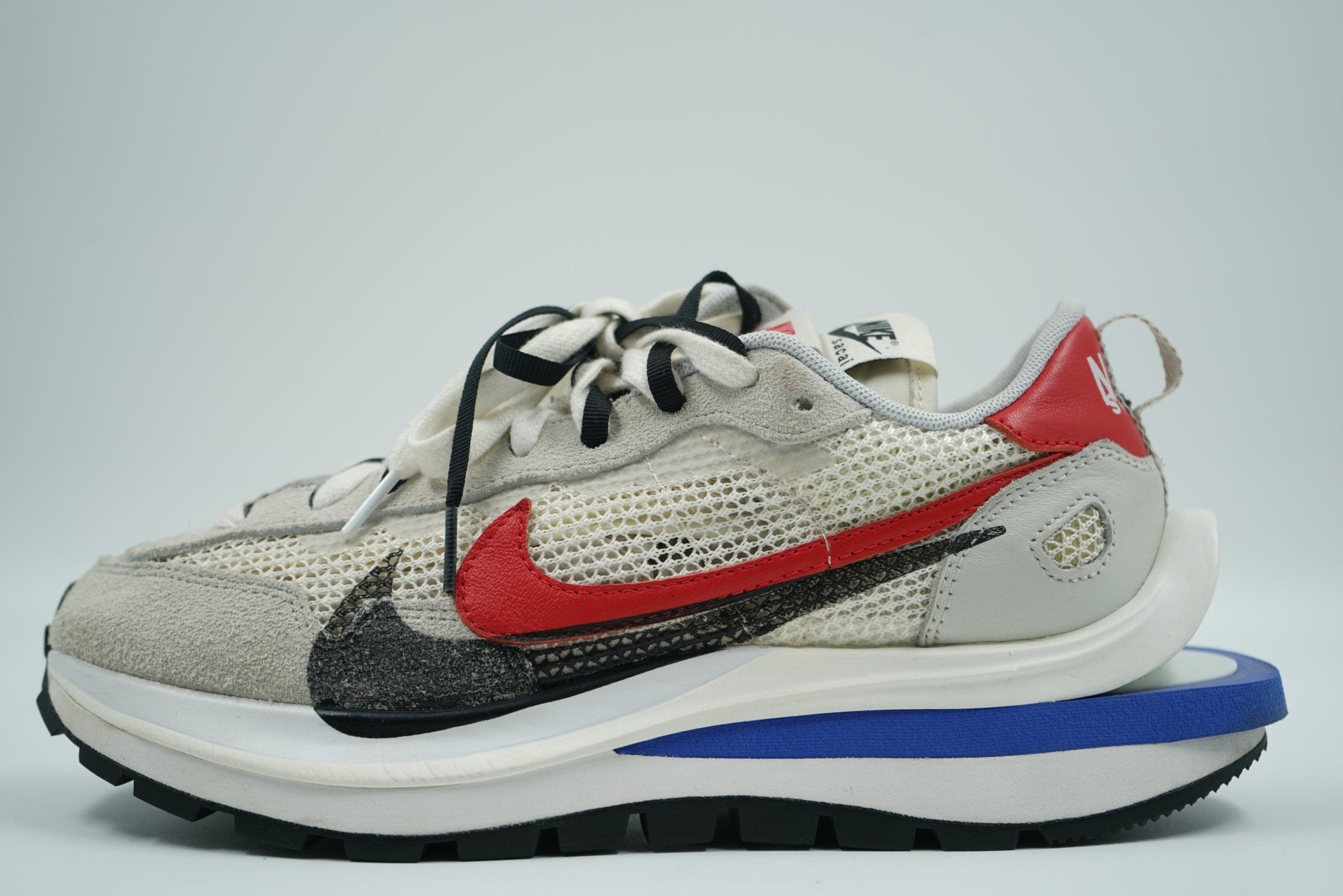 nike vapor waffle sacai sport fuchsia game royal