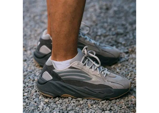 Yeezy 700 Tephra