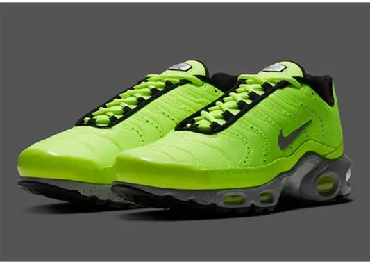 Air Max Plus Premium Volt