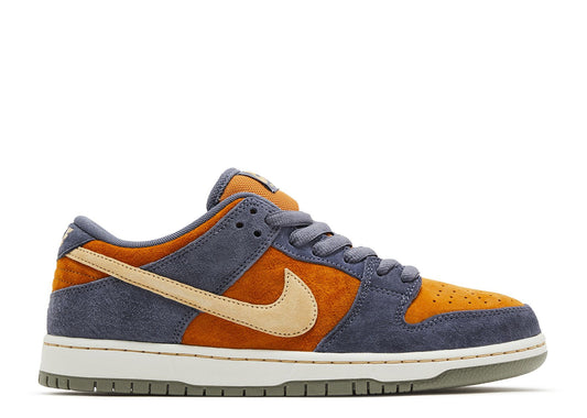 SB Dunk Low Light Carbon Monarch