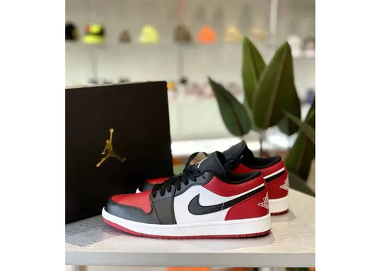 Air Jordan 1 Low Bred Toe