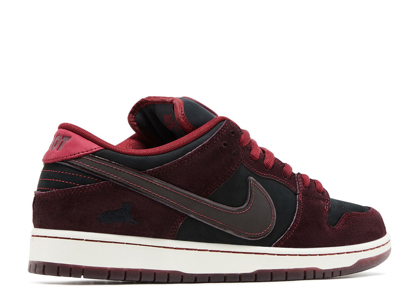 SB Dunk Low Mahogany Dark Beetroot x RIOT Skateshop