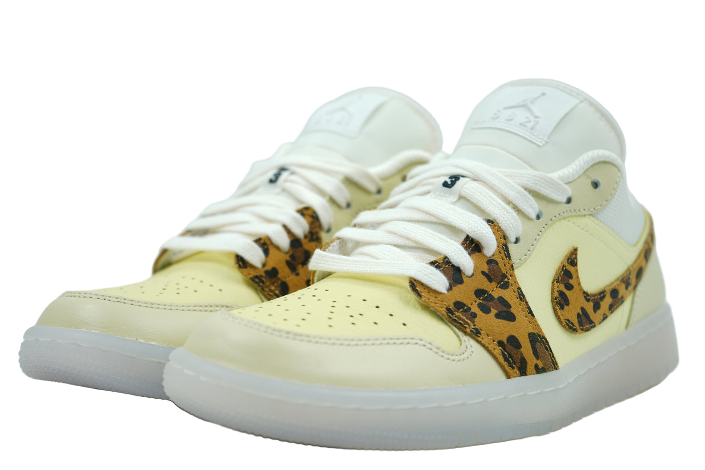 Air Jordan 1 Low SNKRS Day