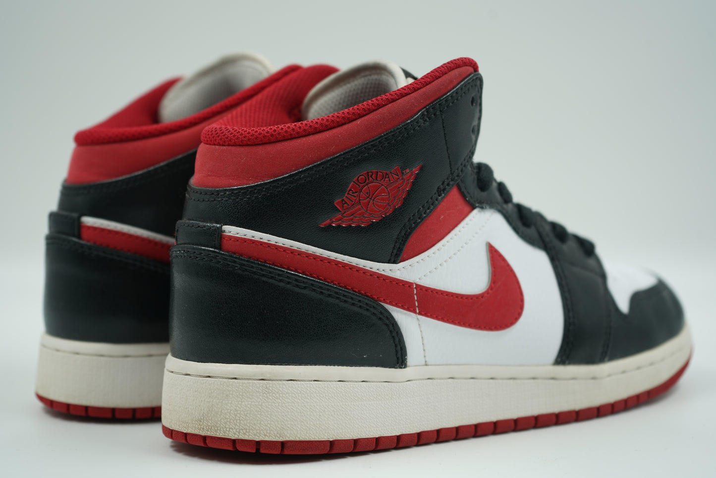 Air Jordan 1 Mid Black Gym Red