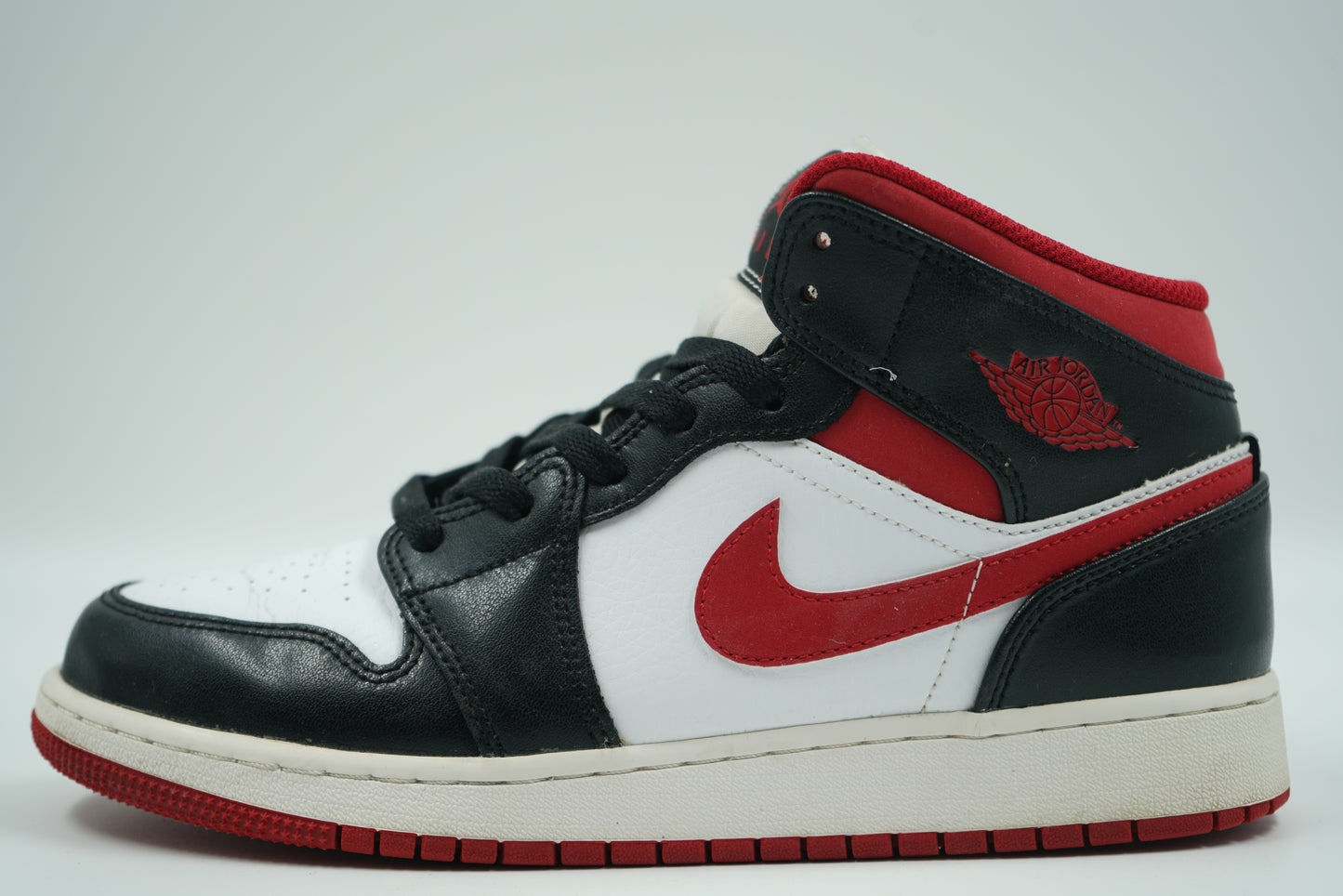 Air Jordan 1 Mid Black Gym Red