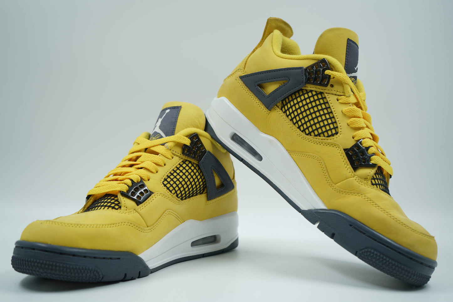 Air Jordan 4 Lightning