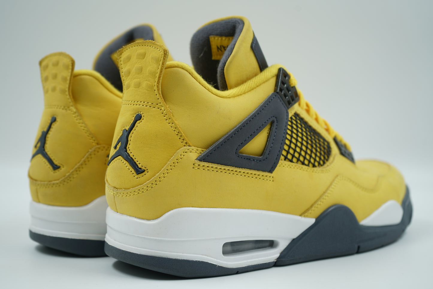 Air Jordan 4 Lightning