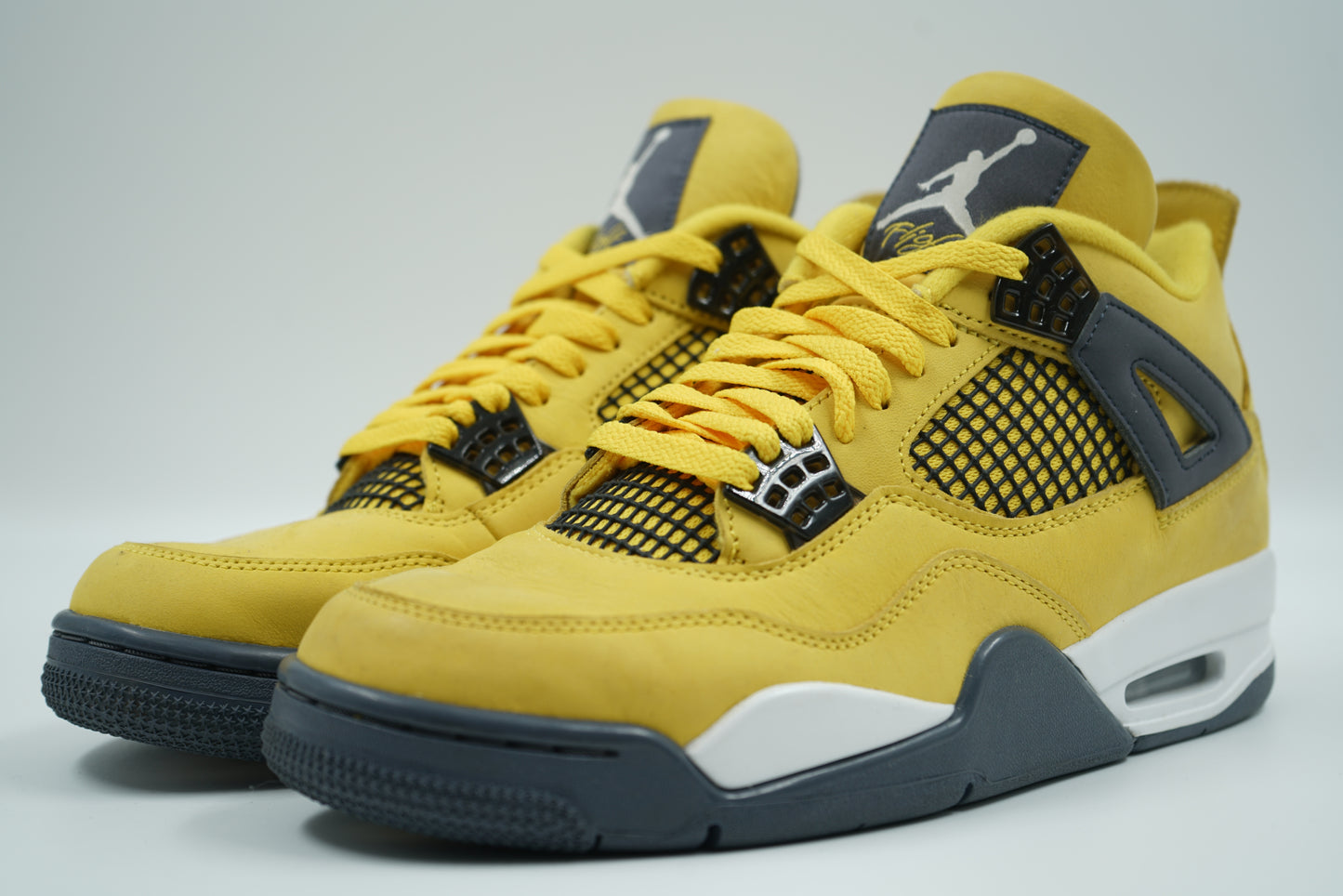 Air Jordan 4 Lightning
