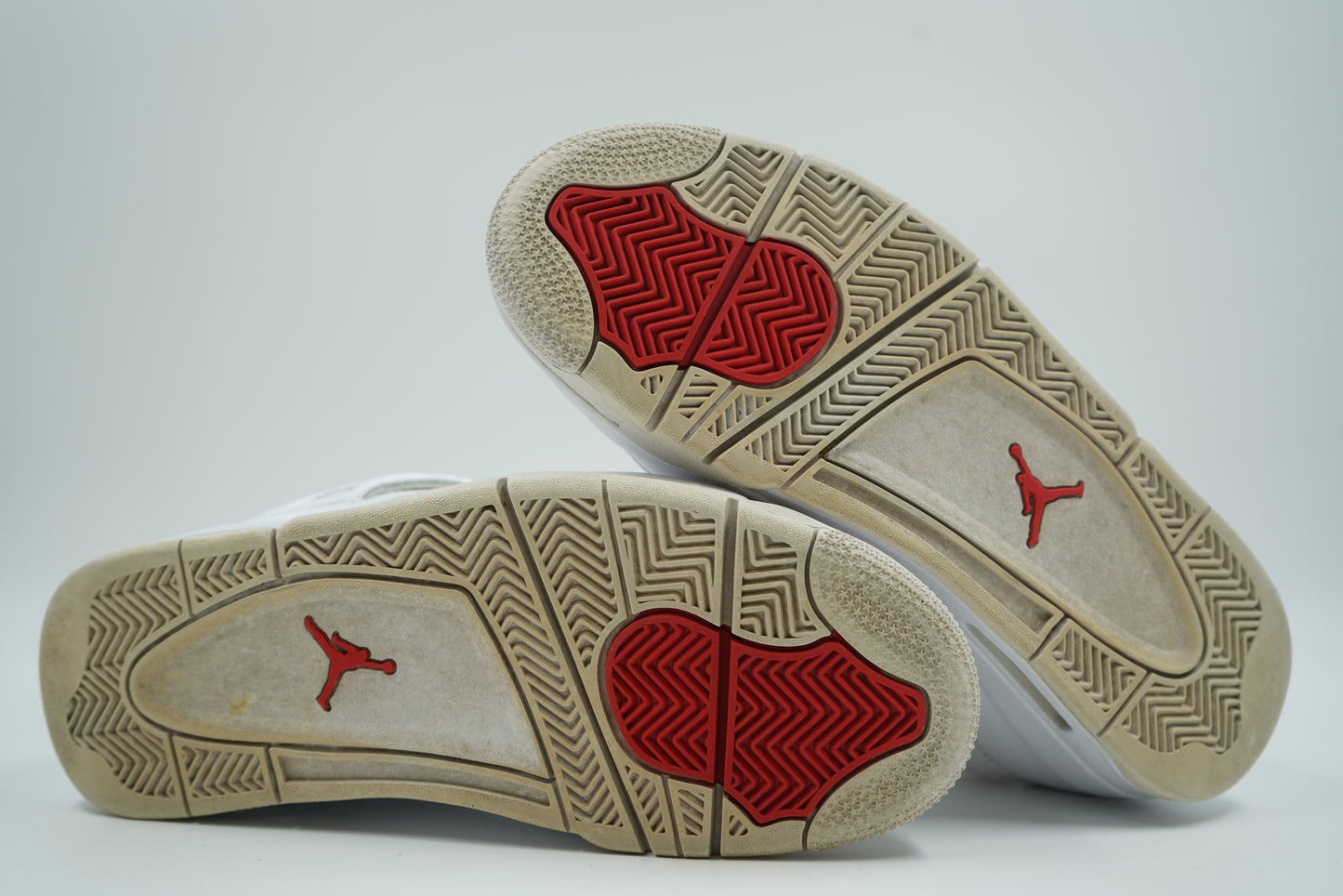 Air Jordan 4 Metallic Red