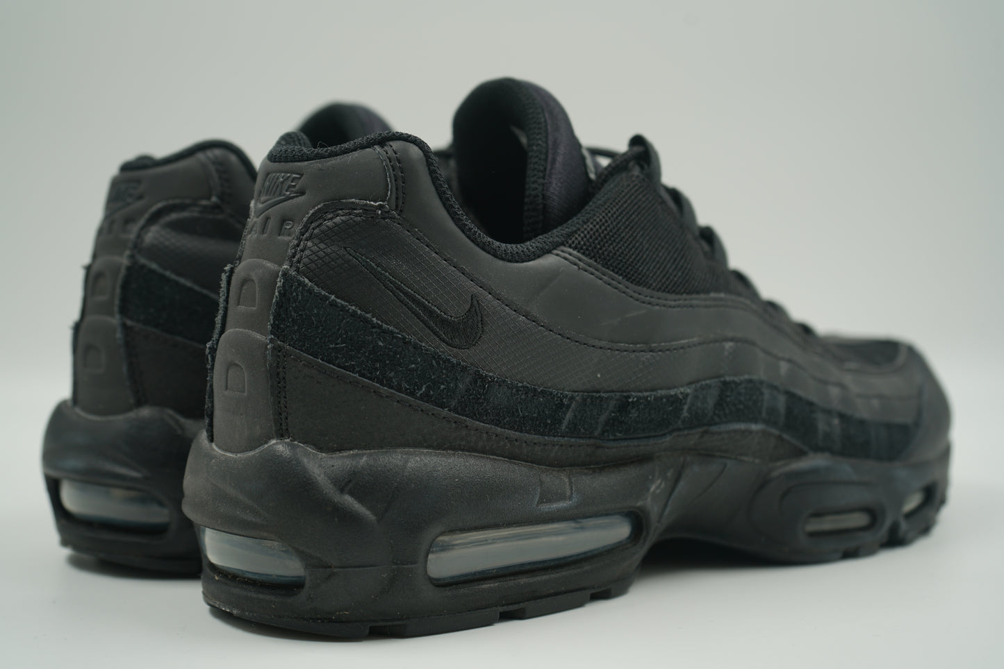 Air Max 95 Essential Triple Black