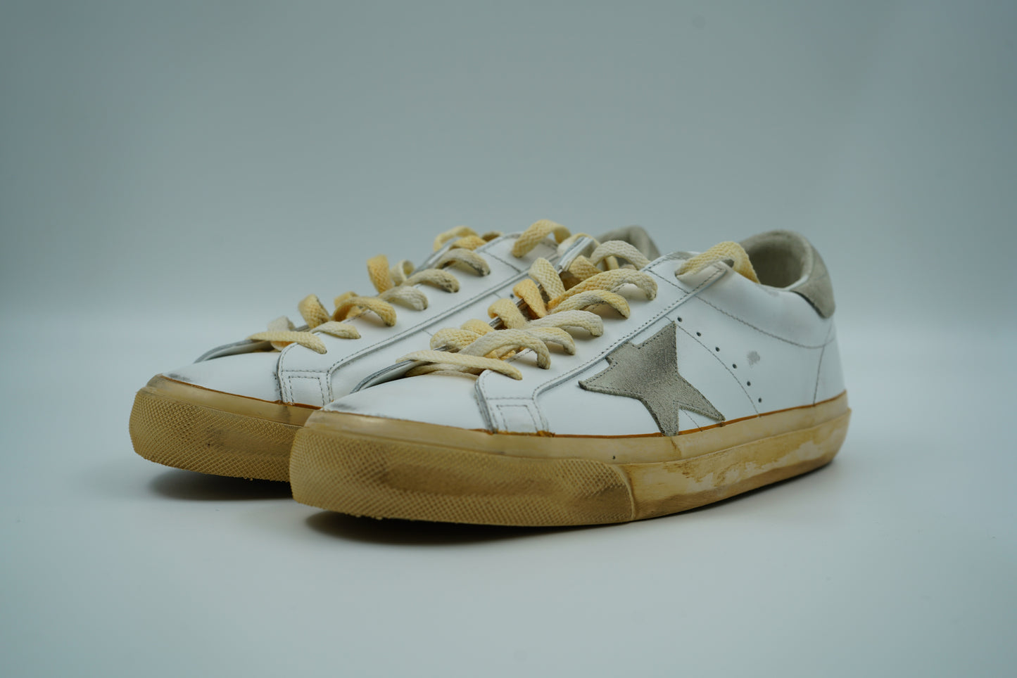 Golden Goose Super-Star Beige Sole White Leather