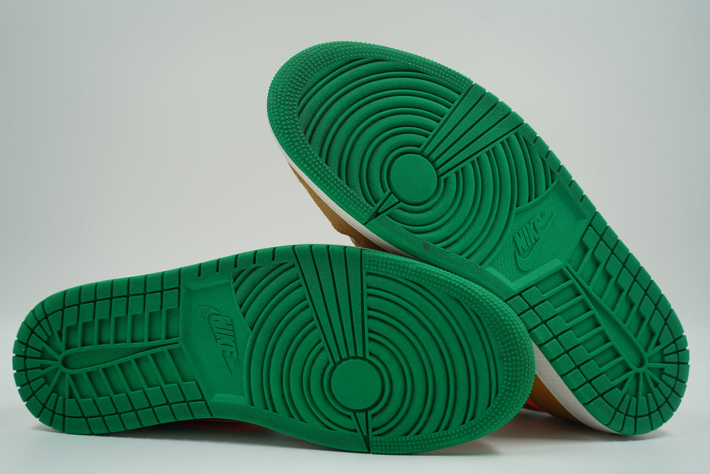 Air Jordan 1 Mid Wheat Watermelon