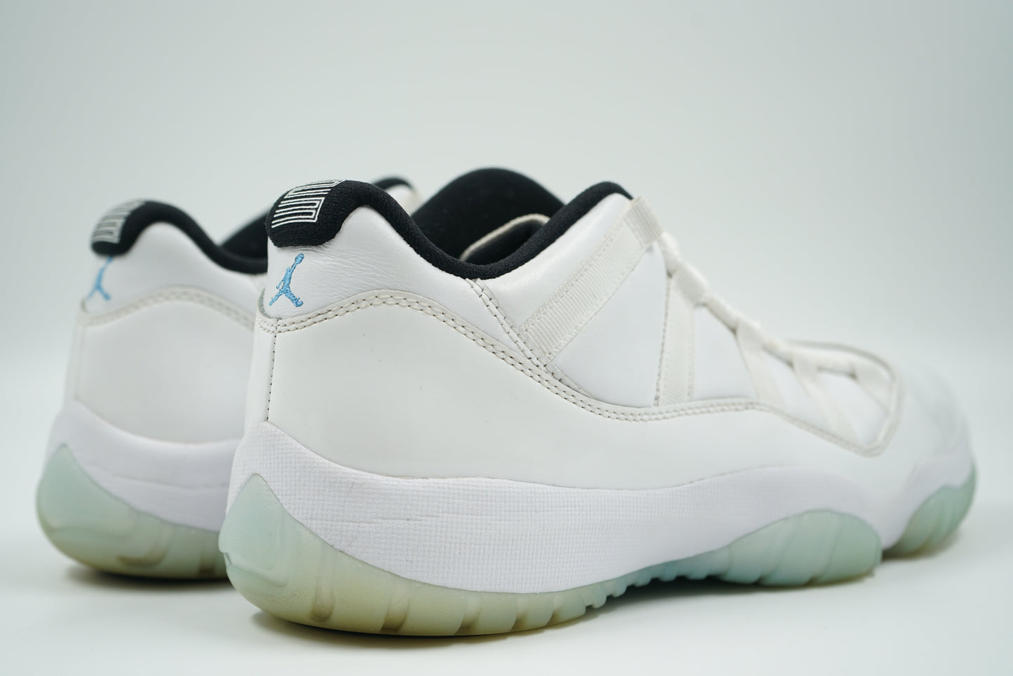 Air Jordan 11 Retro Low Legend Blue