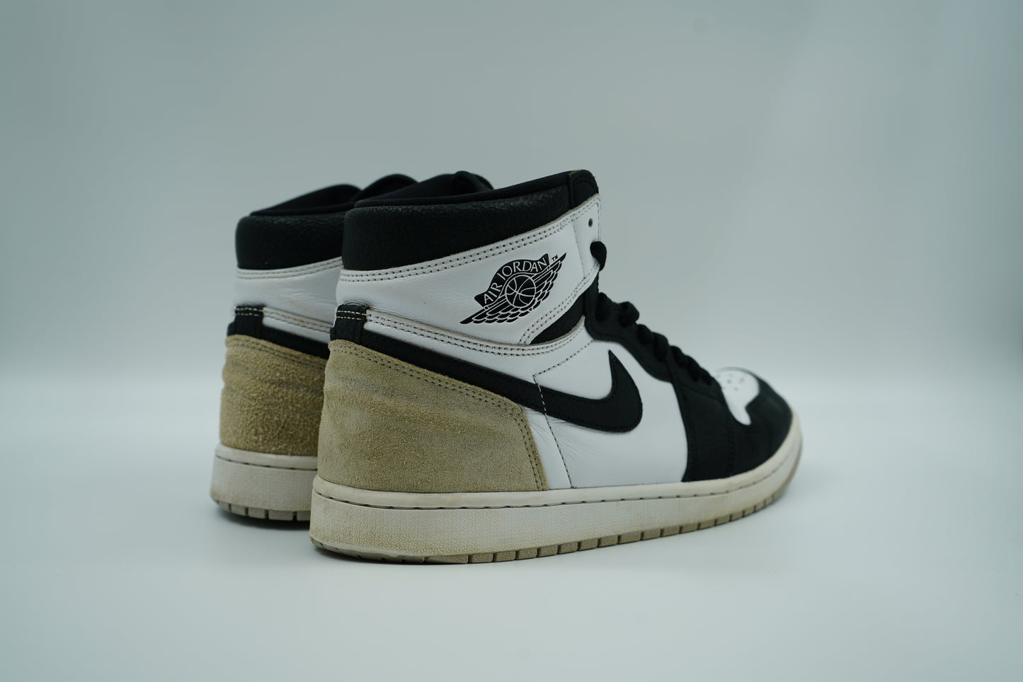 Air Jordan 1 Retro High OG Stage Haze