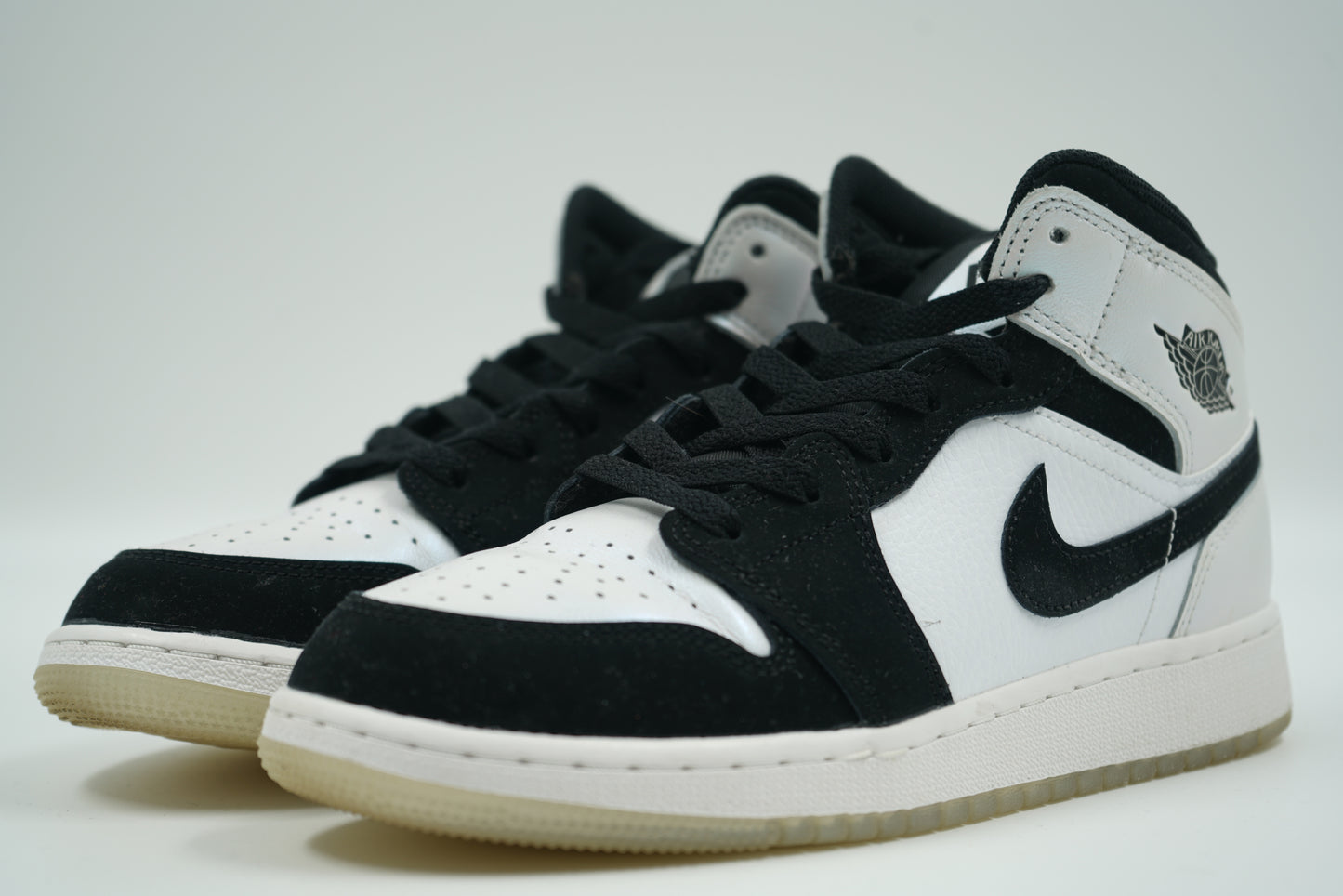 Air Jordan 1 Mid Diamond Shorts