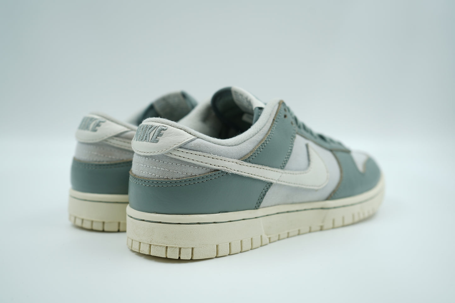 Dunk Low Mica Green (Pre-owned/No Box)