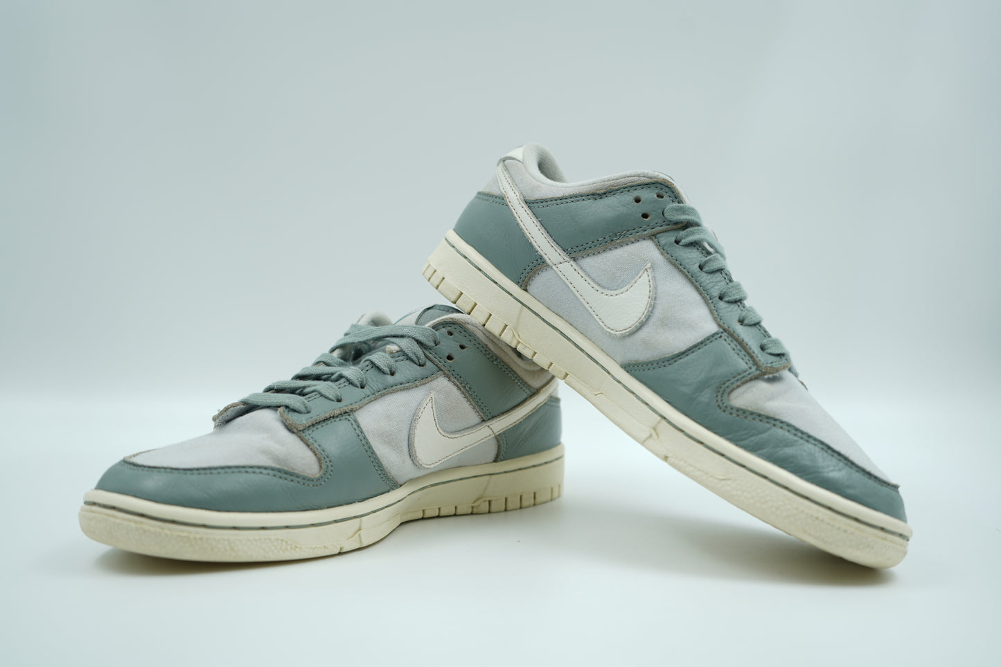 Dunk Low Mica Green (Pre-owned/No Box)