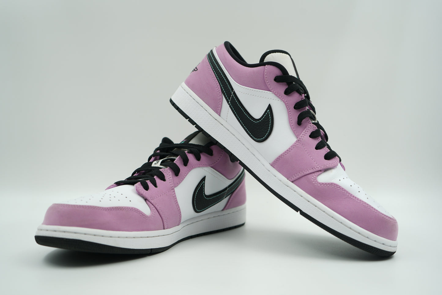 Air Jordan 1 Low Violet Shock White Black (Pre-owned)