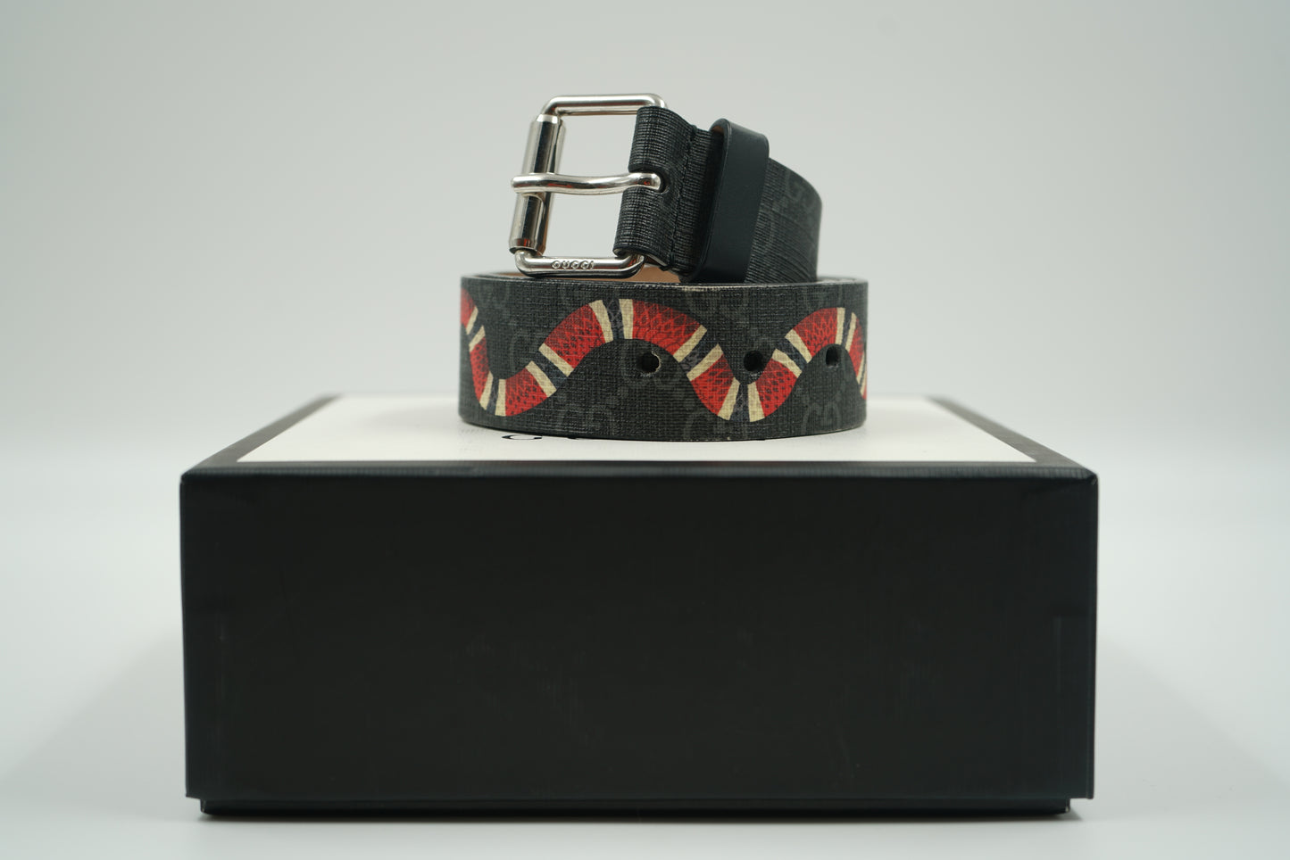 Gucci Snake Black GG Logo Belt