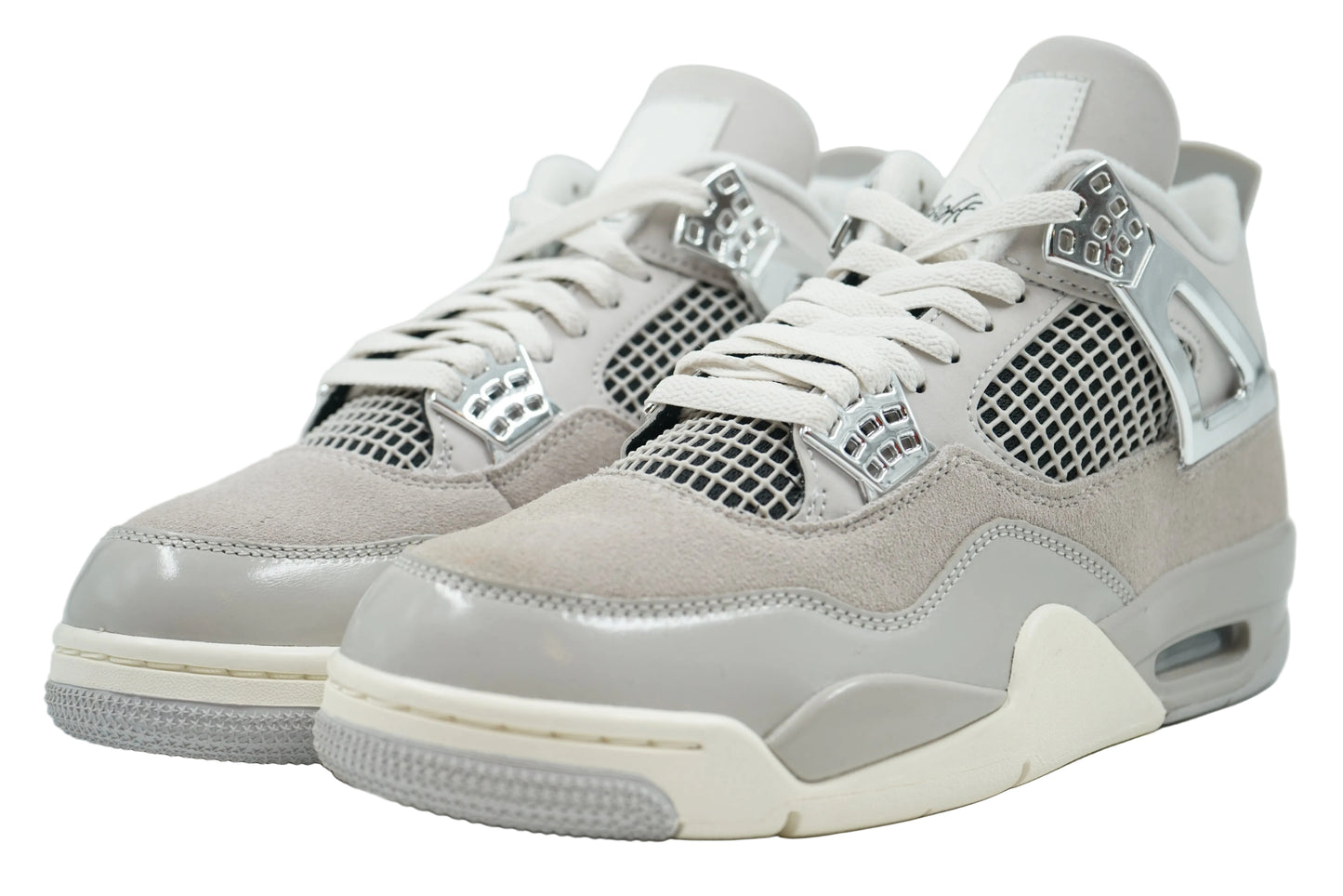 Air Jordan 4 Retro Frozen Moments