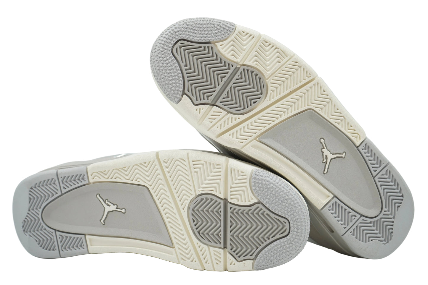 Air Jordan 4 Retro Frozen Moments