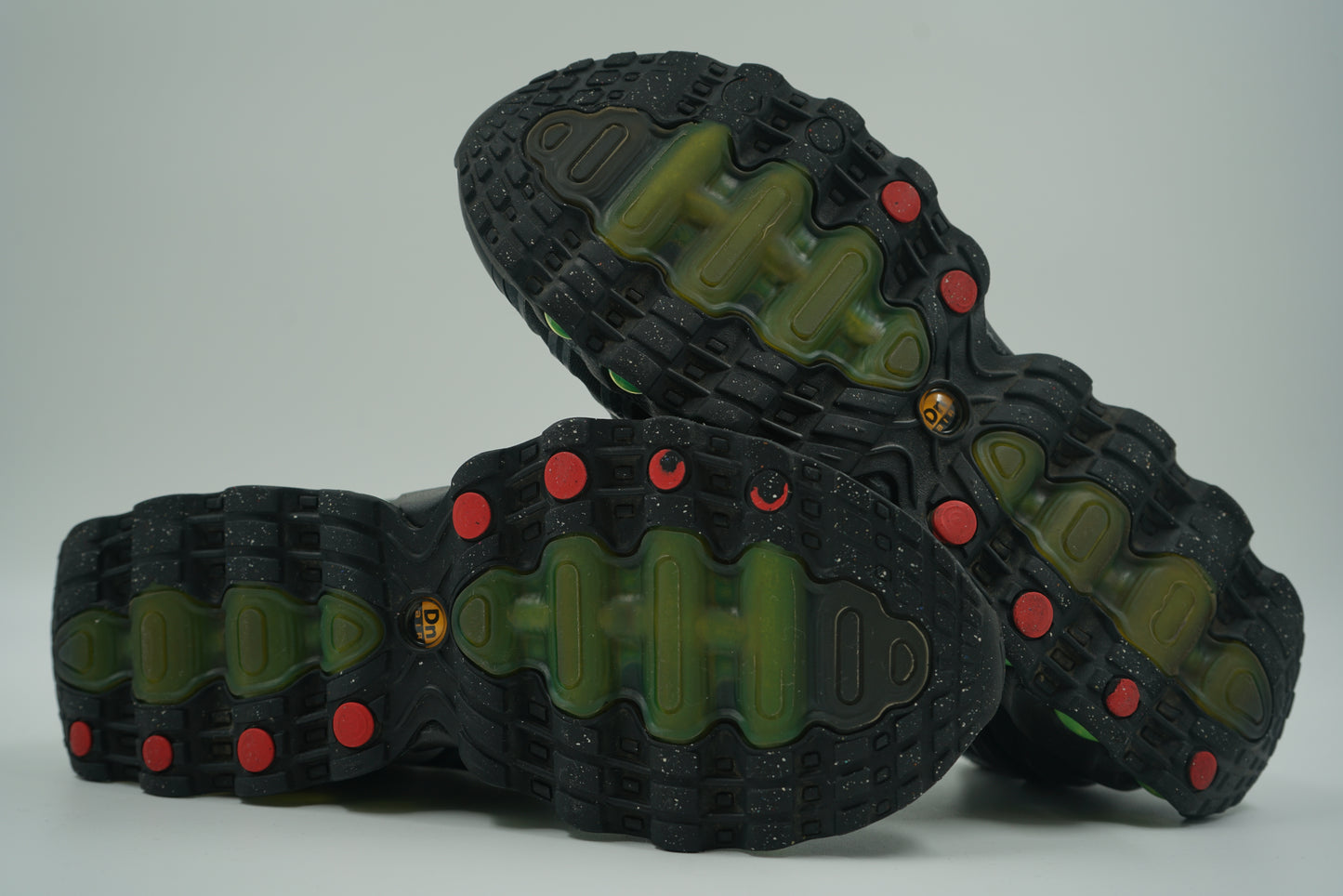 Air Max Dn8 Black Volt