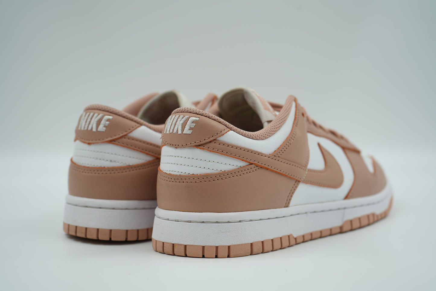 Dunk Low Rose Whisper