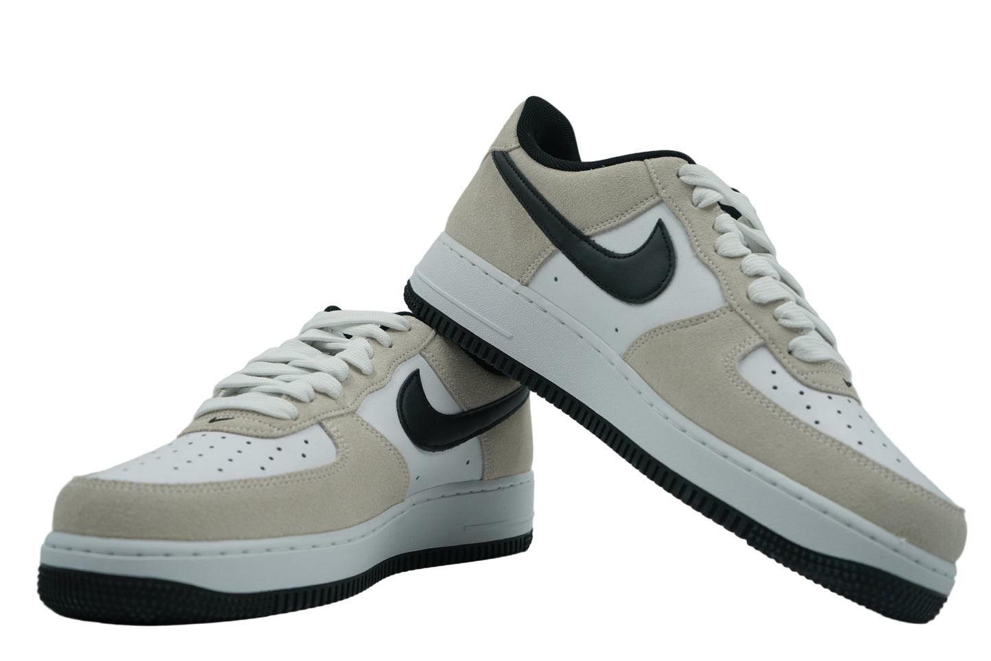 Air Force 1 Low LV8 White Black