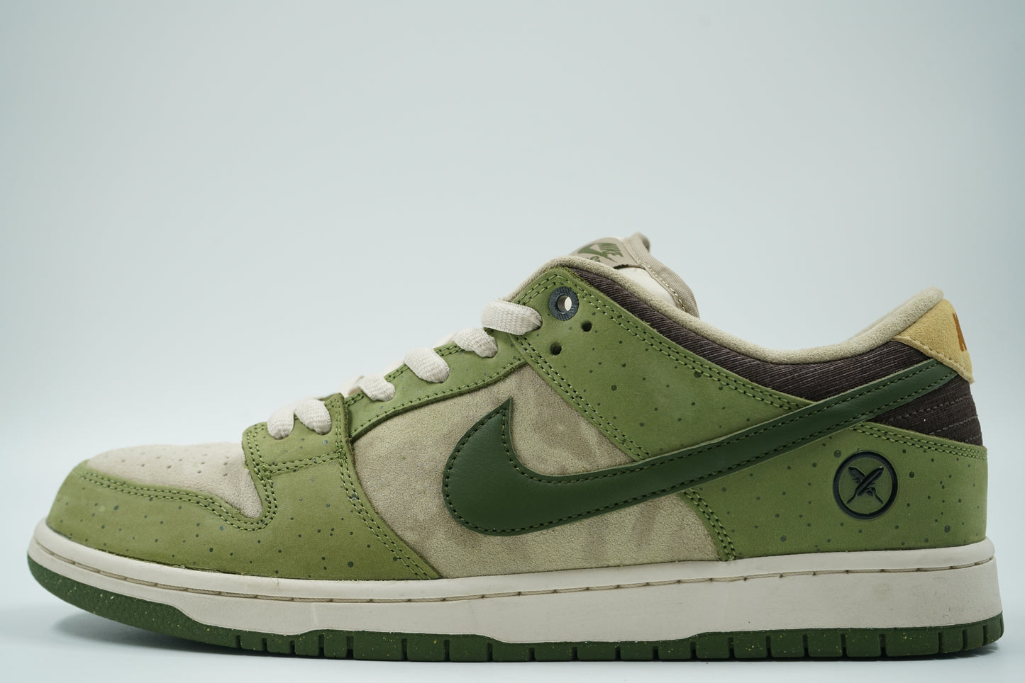 SB Dunk Low SB Yuto Horigome Asparagus
