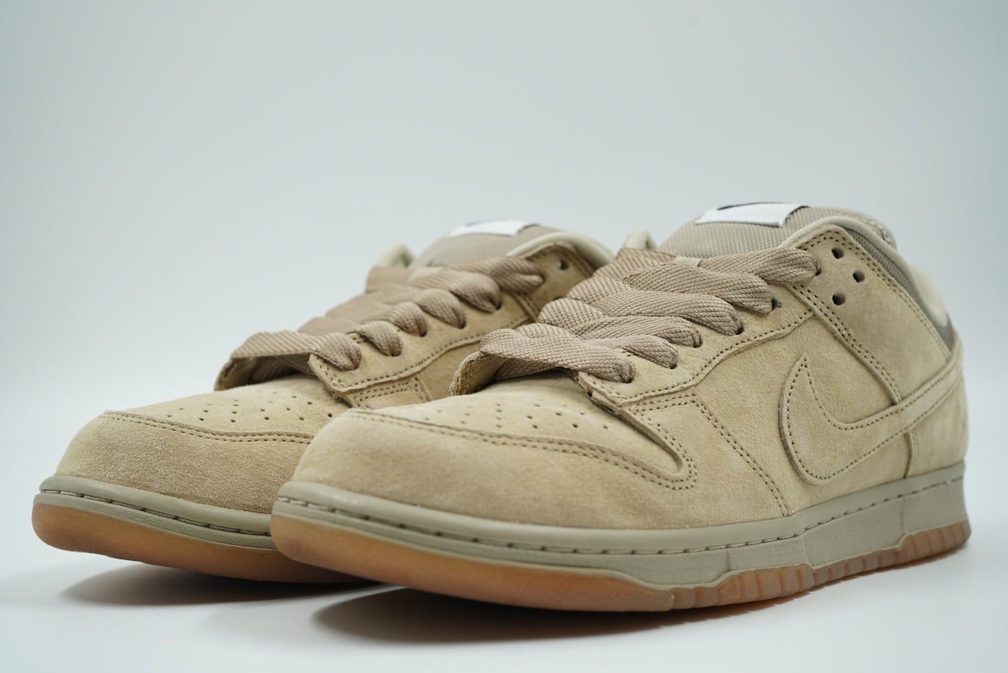 SB Dunk Low Pro B Parachute Beige