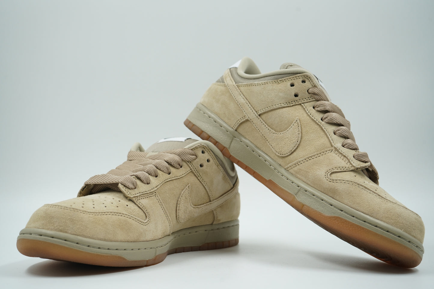 SB Dunk Low Pro B Parachute Beige