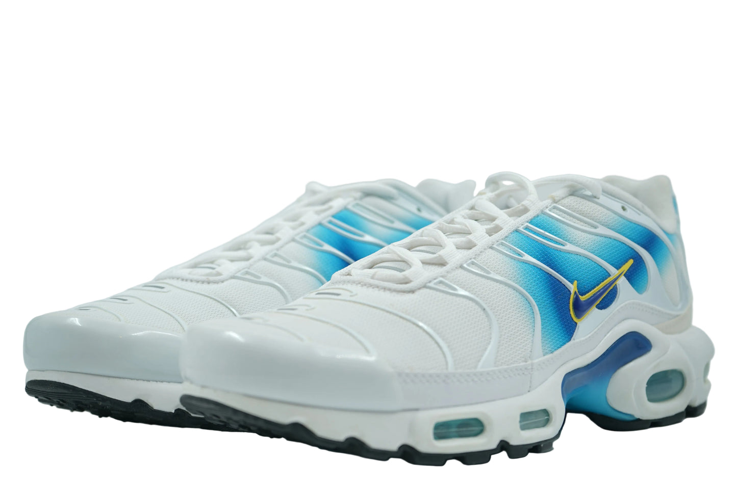 Air Max Plus Spray Paint Swoosh