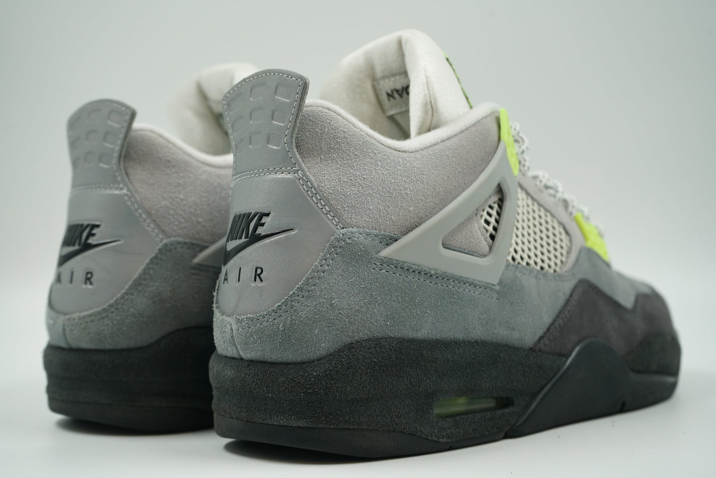 Air Jordan 4 Retro 95 Neon