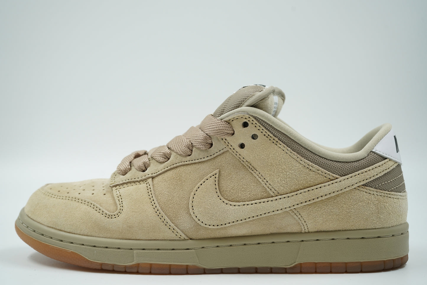 SB Dunk Low Pro B Parachute Beige