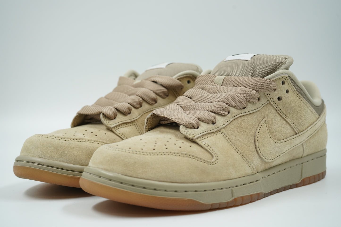 SB Dunk Low Pro B Parachute Beige