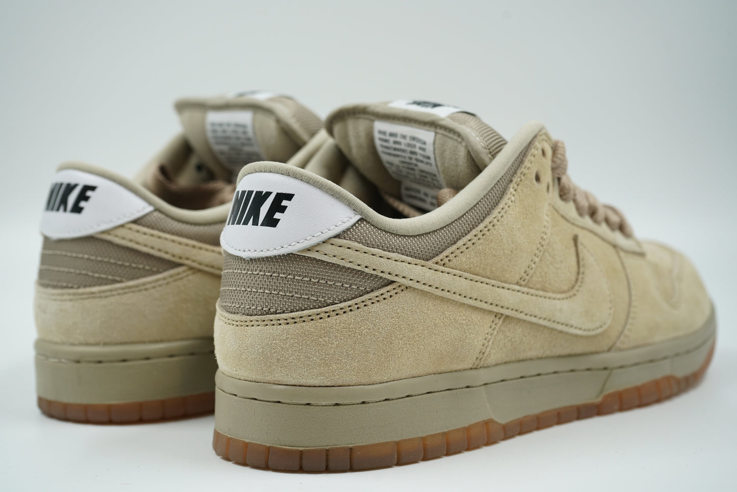 SB Dunk Low Pro B Parachute Beige