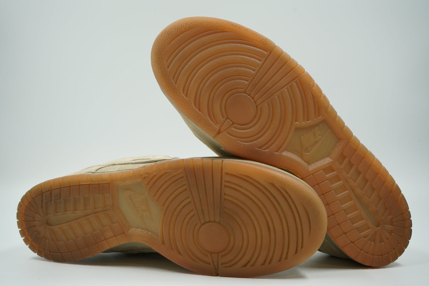 SB Dunk Low Pro B Parachute Beige