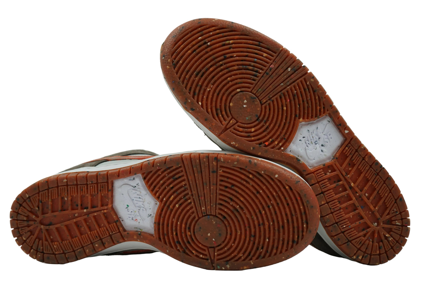 SB Dunk Low Crushed D.C
