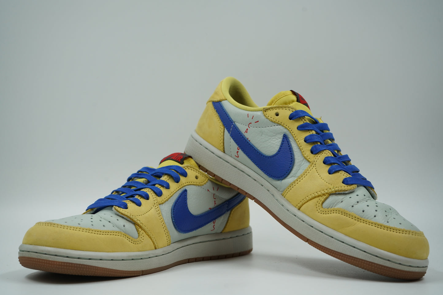 Air Jordan 1 Retro Low Og SP x Travis Scotts Canary