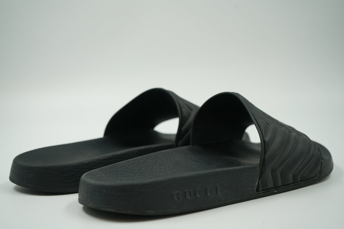 Gucci Black Rubber GG Pool Slides
