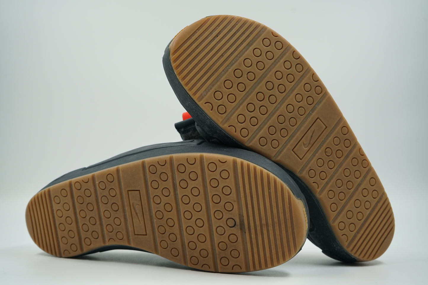 Offline Anthracite Electro Orange