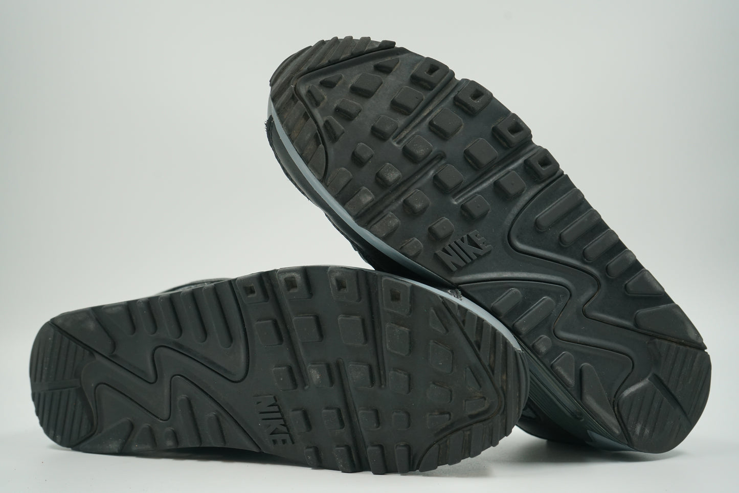 Air Max 90 Gore-Tex Dark Smoke Grey