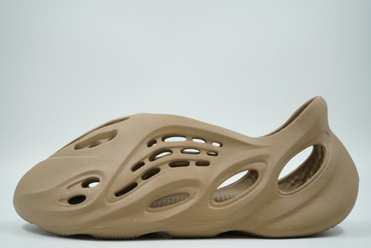 Yeezy Foam Runner Clay Taupe