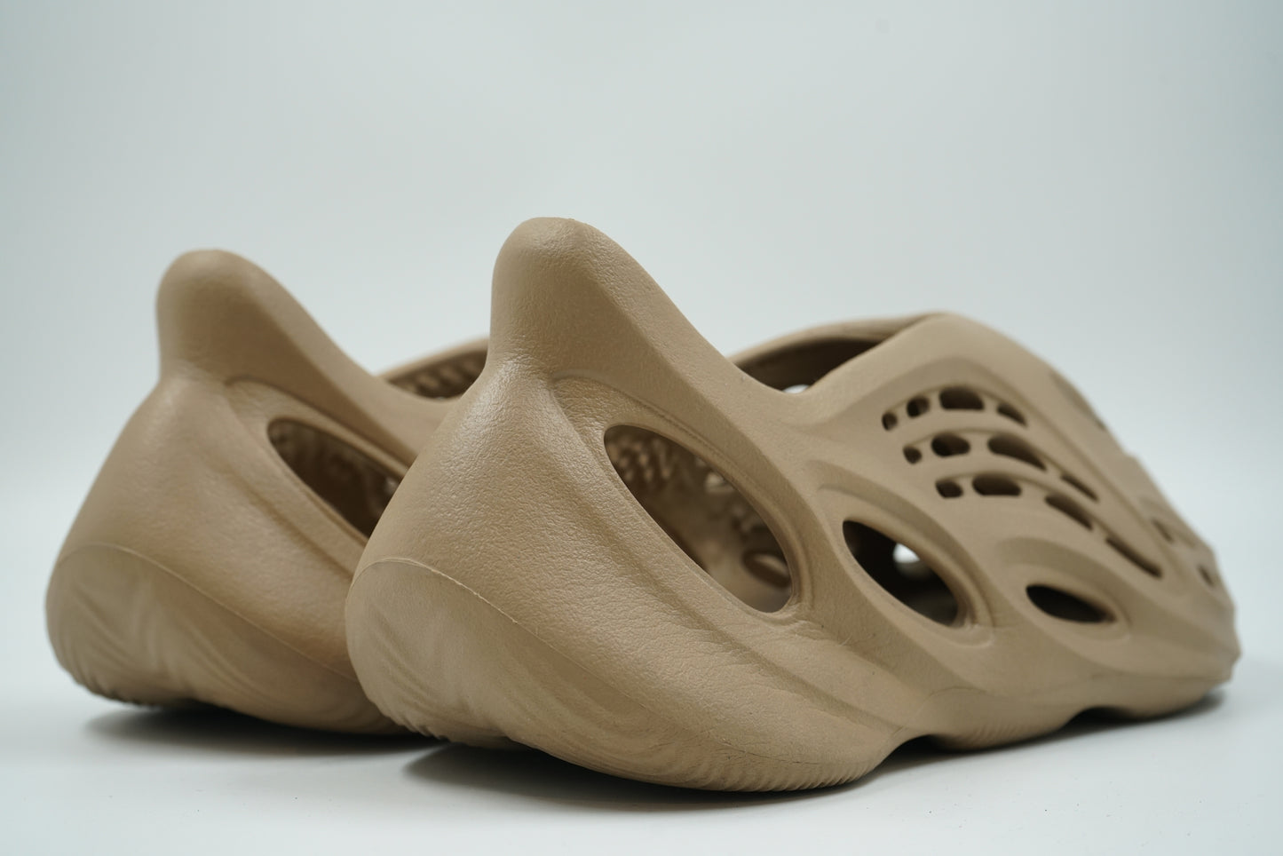 Yeezy Foam Runner Clay Taupe