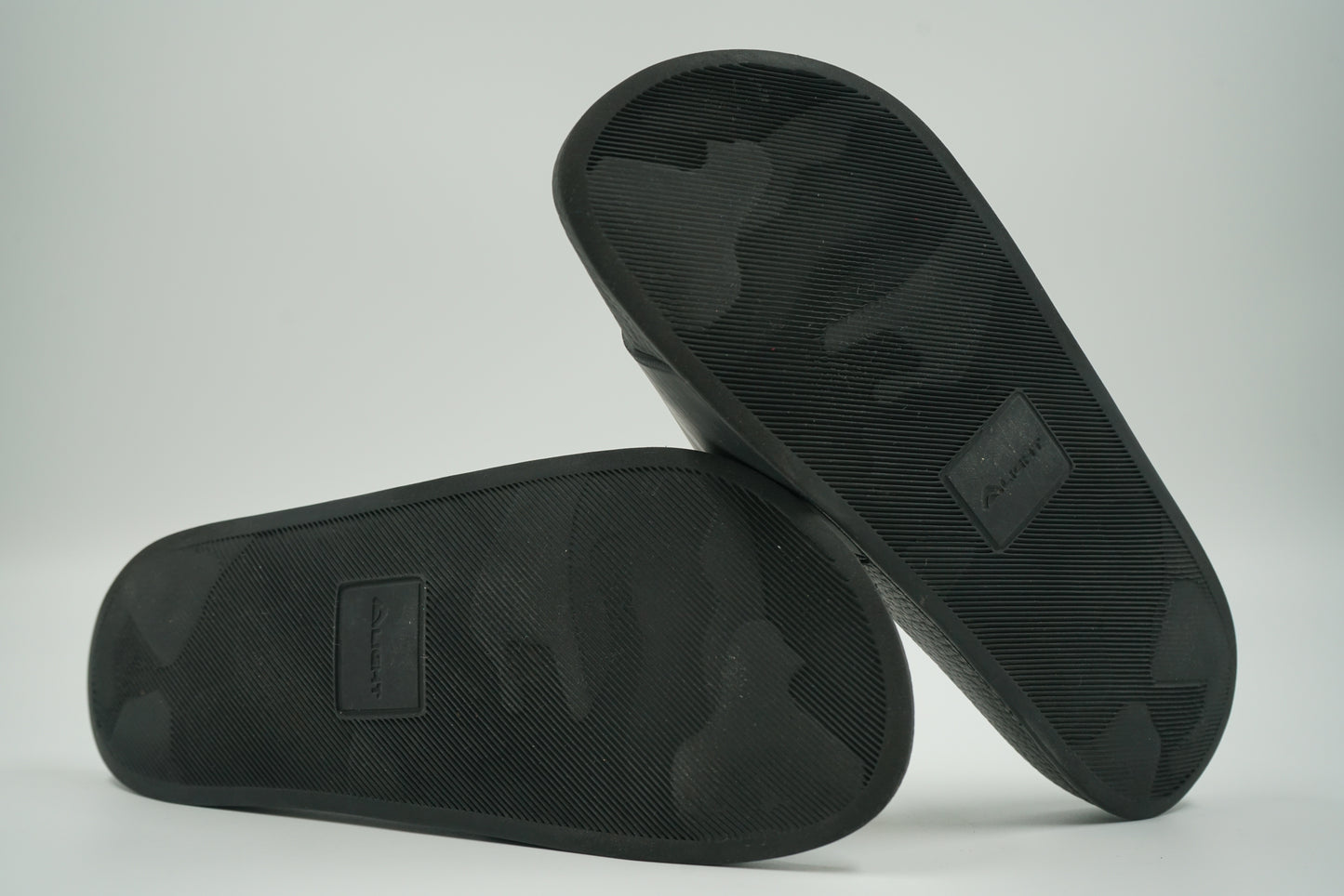 Dsquared2 White Icon Logo Black Slides