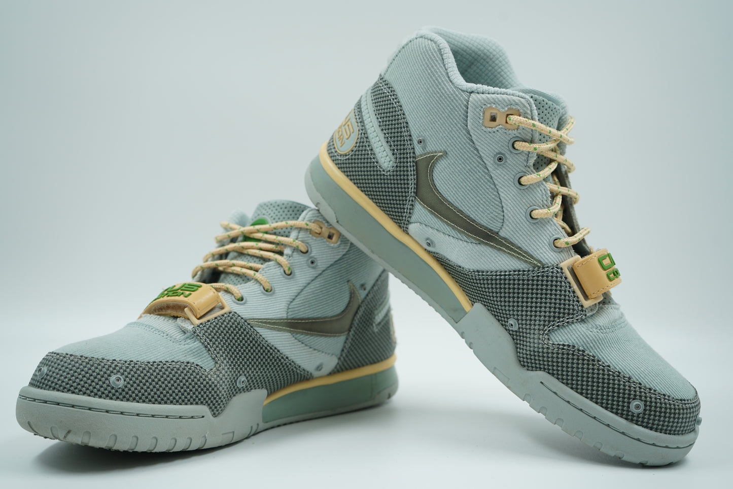 Air Trainer 1 Travis Scott Grey Haze