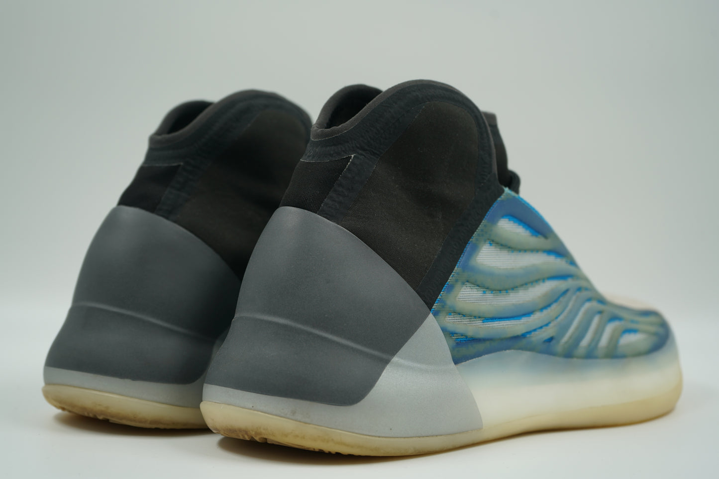 Yeezy Qntm Frozen Blue
