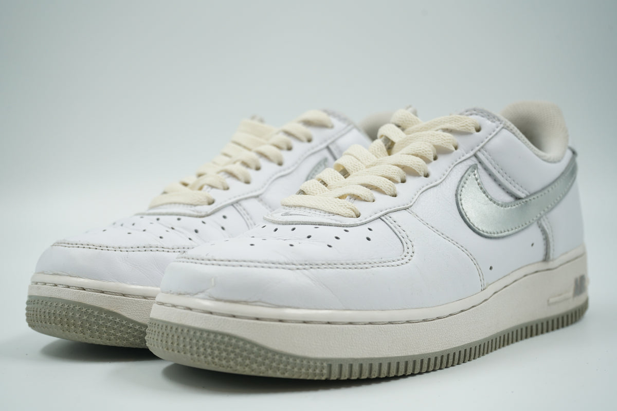 Air Force 1 07 Low Color of the Month White Metallic Silver